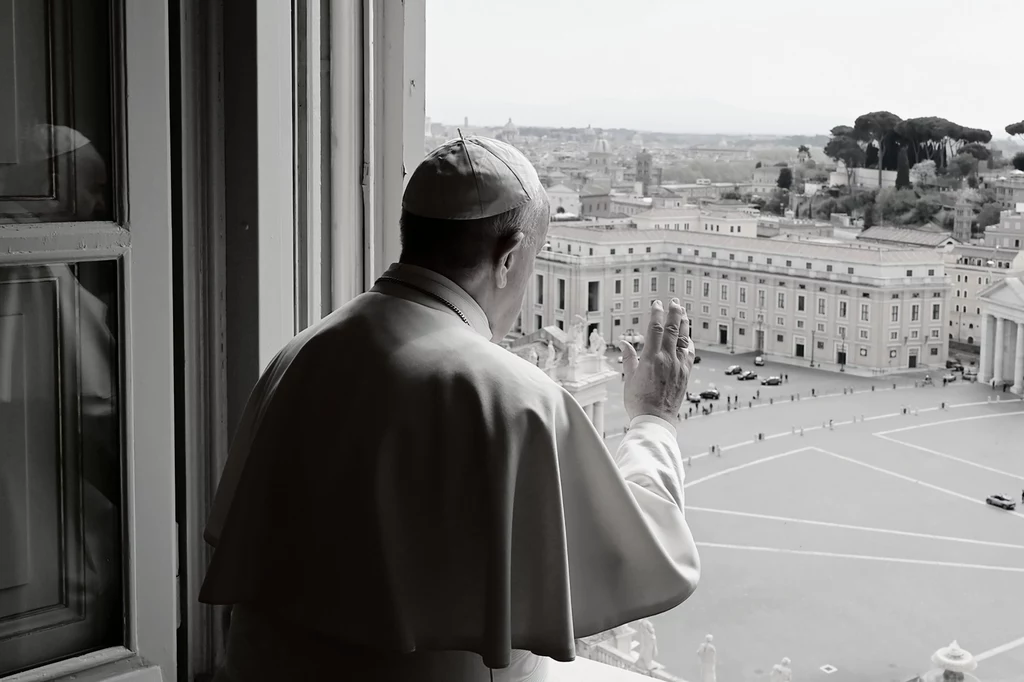 Papież Franciszek nie żyje. Ciało Ojca Świętego złożono w trumnie Papież Franciszek nie żyje. Ciało Ojca Świętego złożono w trumnie