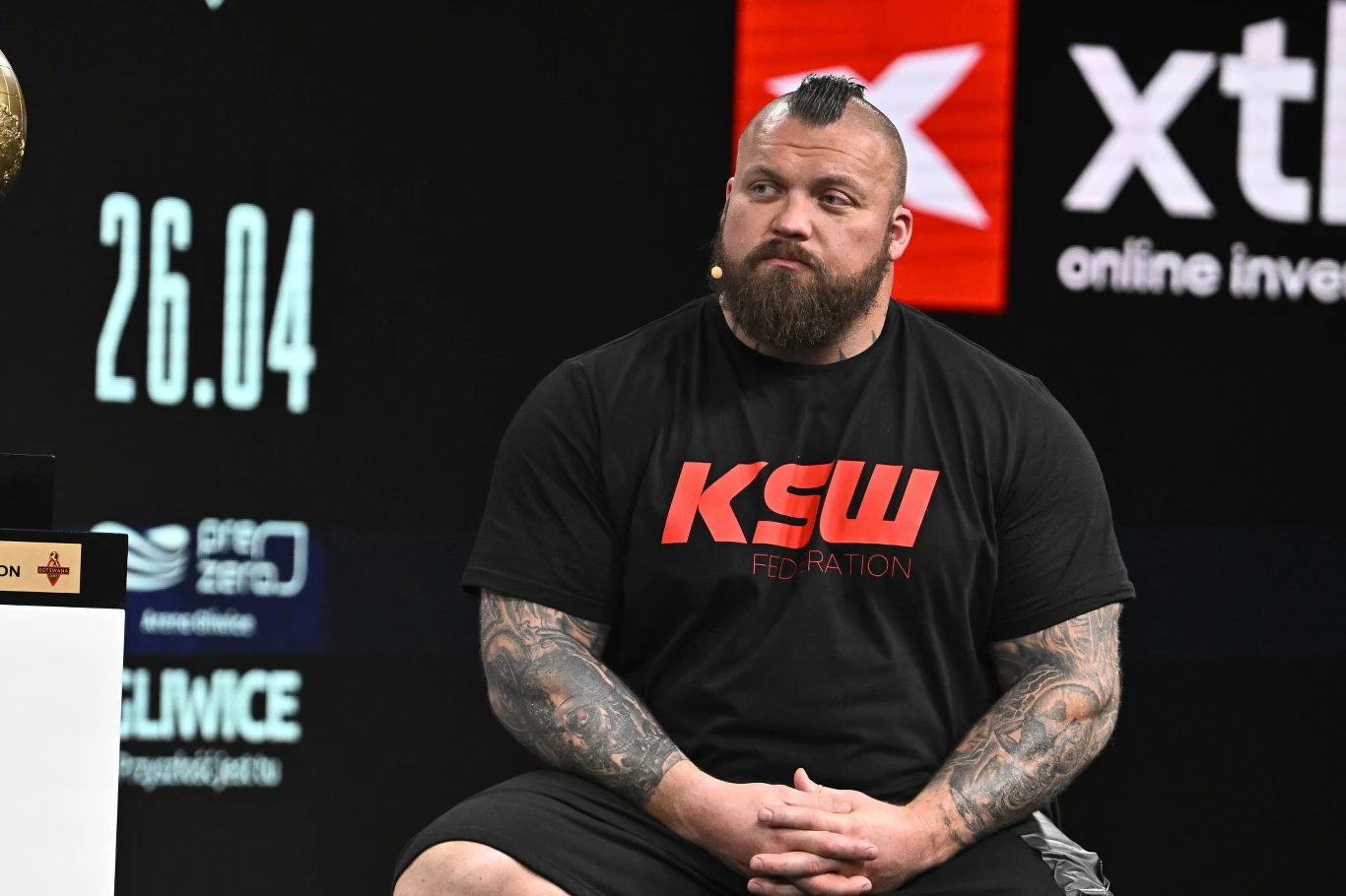 Eddie Hall zmierzy się z Mariuszem Pudzianowskim w oktagonie
