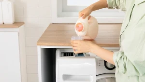 Więcej nie kupisz proszku do prania. Domowy płyn jest równie skuteczny i pięknie pachnie 