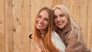 Wyboista droga ku kobiecej przyjaźni: "Przyczepiła się i już została"