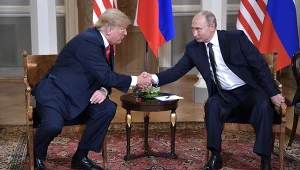 Donald Trump i Władimir Putin spotkają się na Alasce. Zapytaliśmy analityka Piotra Kuczyńskiego, jak rozmowy liderów USA i Rosji wpłyną na polską walutę 
