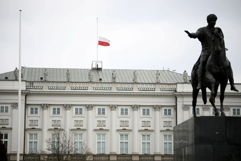 Sobota 26 kwietnia br. będzie w Polsce dniem żałoby narodowej Sobota 26 kwietnia br. będzie w Polsce dniem żałoby narodowej