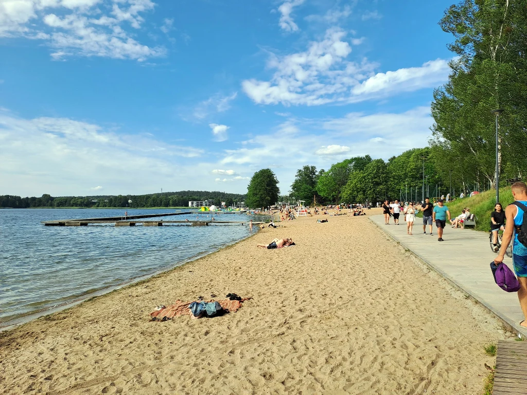 Plaża miejska w Olsztynie. Zdjęcie ilustracyjne.