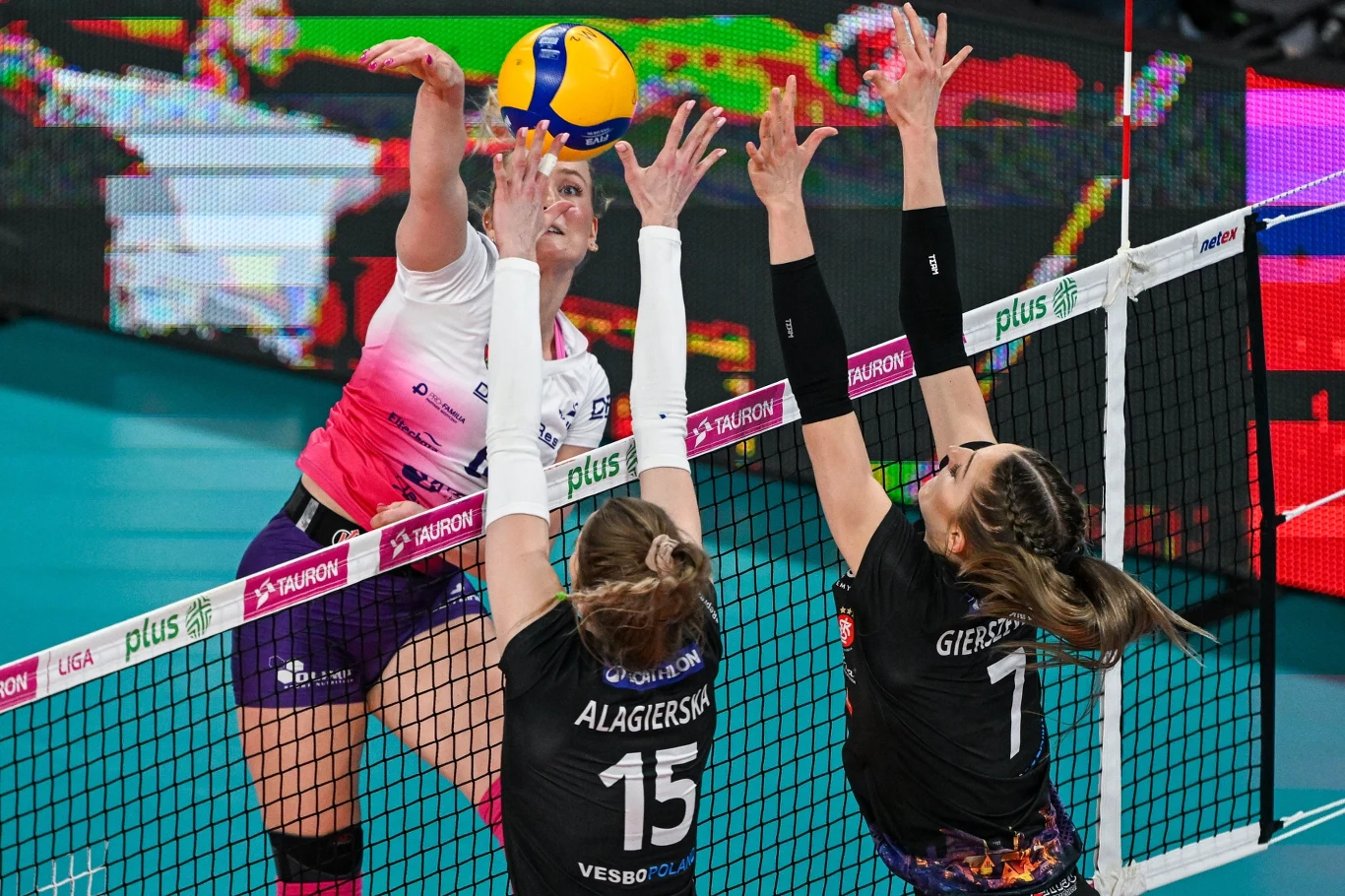 Kadr z meczu DevelopRes Rzeszów - ŁKS Commercecon