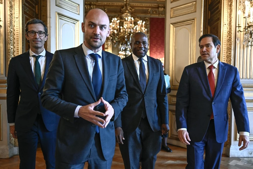 Ministrowie spraw zagranicznych USA, Francji czy Wielkiej Brytanii rezygnują ze spotkania ws. pokoju w Ukrainie Ministrowie spraw zagranicznych USA, Francji czy Wielkiej Brytanii rezygnują ze spotkania ws. pokoju w Ukrainie