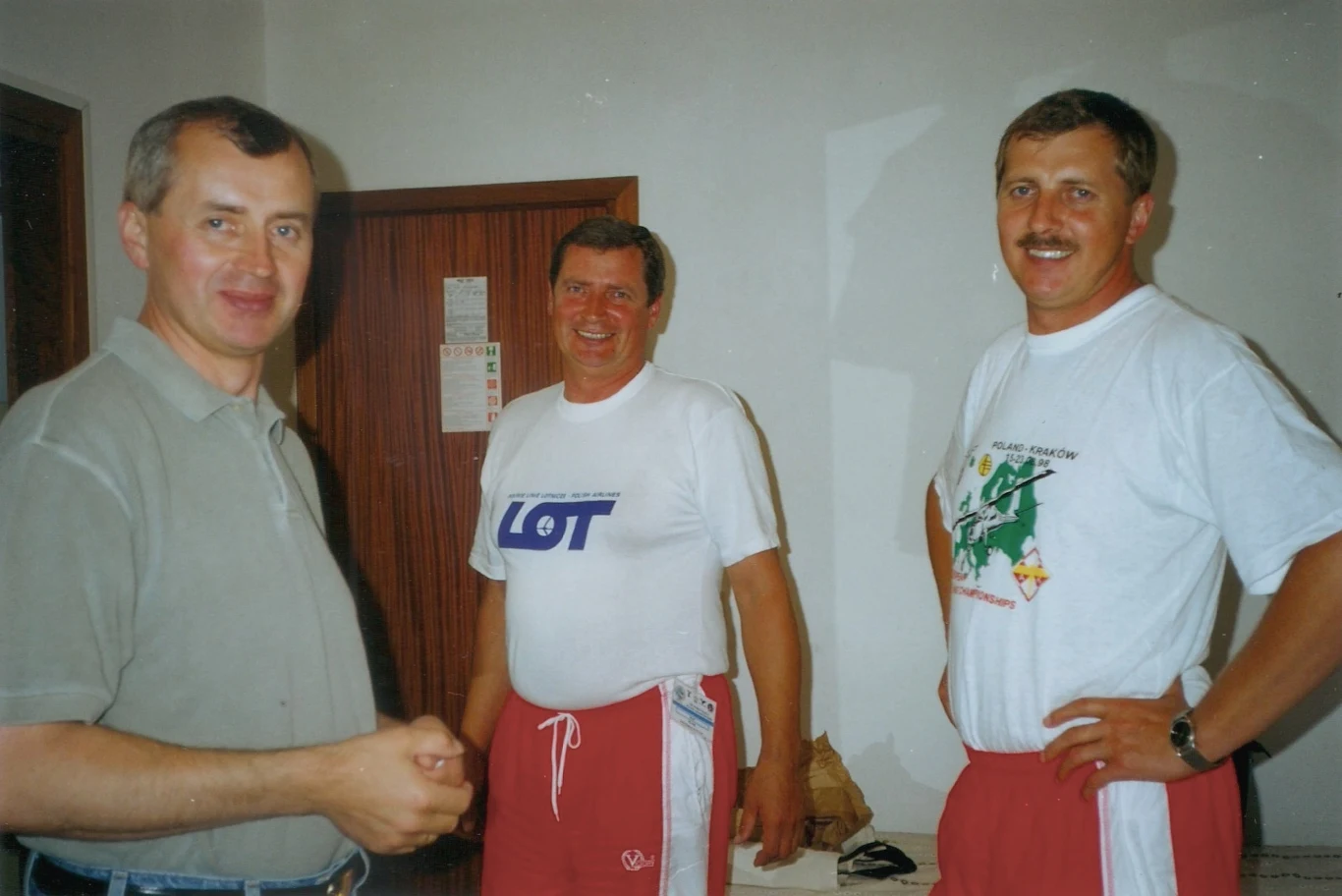 Od lewej: Marian, Krzysztof i Wacław Wieczorkowie w 1998 roku