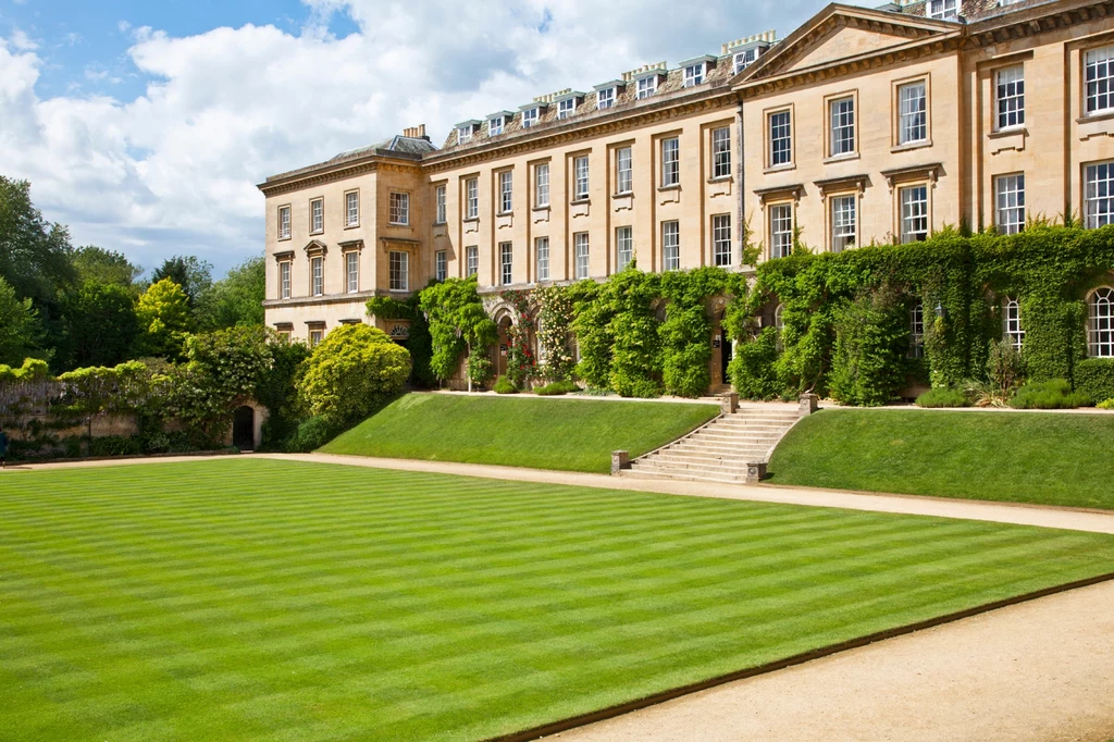 Mury Worcester College przez długie lata skrywały makabryczną "pamiątkę" Mury Worcester College przez długie lata skrywały makabryczną "pamiątkę"