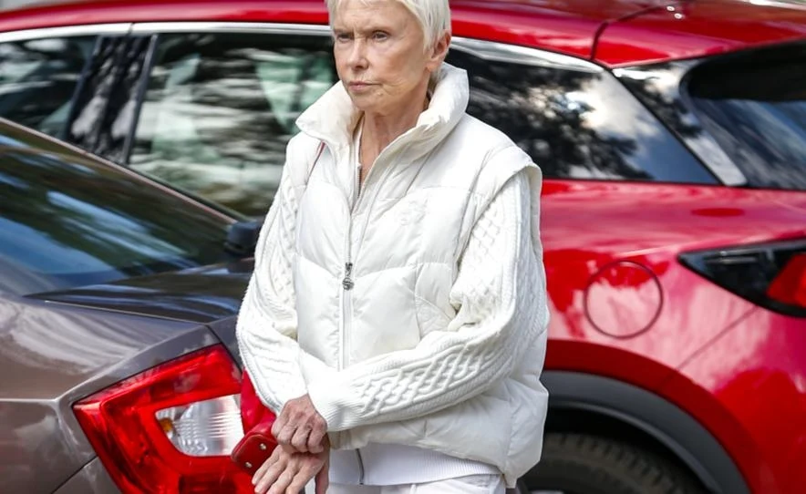 Ewa Błaszczyk na pogrzebie Jadwigi Jankowskiej-Cieślak.