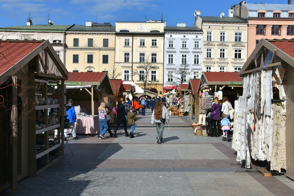 Na jarmarku wielkanocnym w Krakowie miało być taniej niż na tym, który odbył się zimą. 