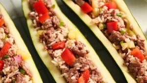 Najlepsza cukinia faszerowana jaką jadłam. Smakuje jak ulubiona potrawa Polaków