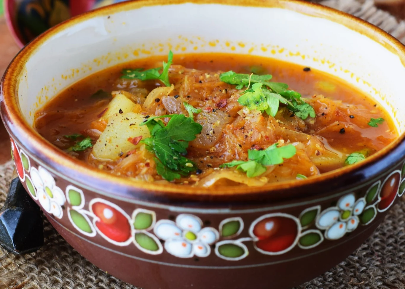 Wypróbuj ten przepis na kapuśniak, smakuje wybornie Wypróbuj ten przepis na kapuśniak, smakuje wybornie