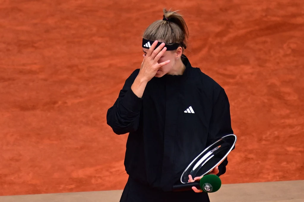 Karolina Muchova wycofała się z turnieju WTA 1000 w Madrycie Karolina Muchova wycofała się z turnieju WTA 1000 w Madrycie