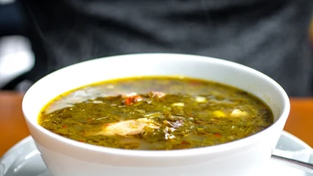 Biedota zajadała się zupą z lebiody. Wykorzystywano dary natury. 