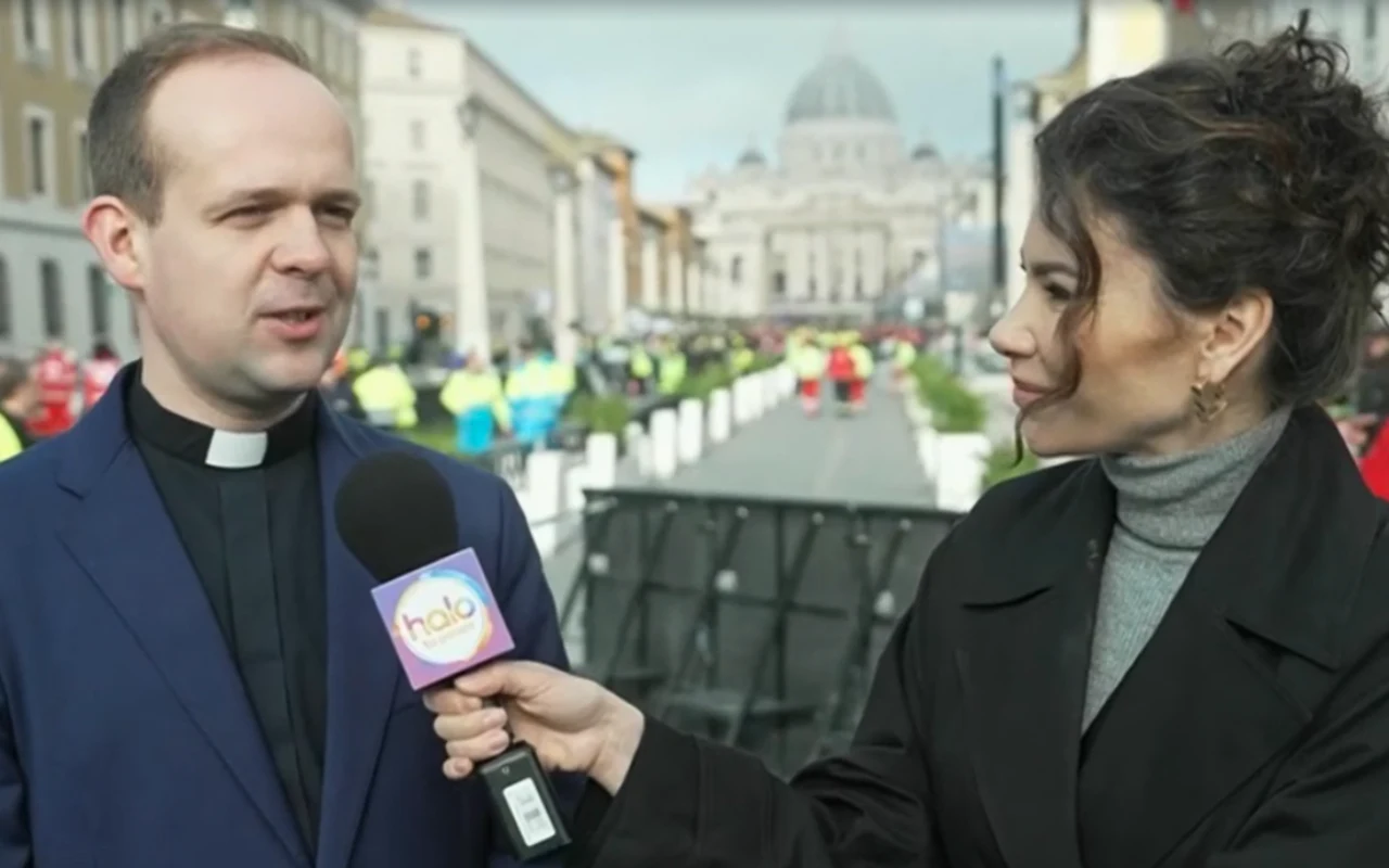 ks. Maciej Czeczot i Anna Rubaj w Watykanie