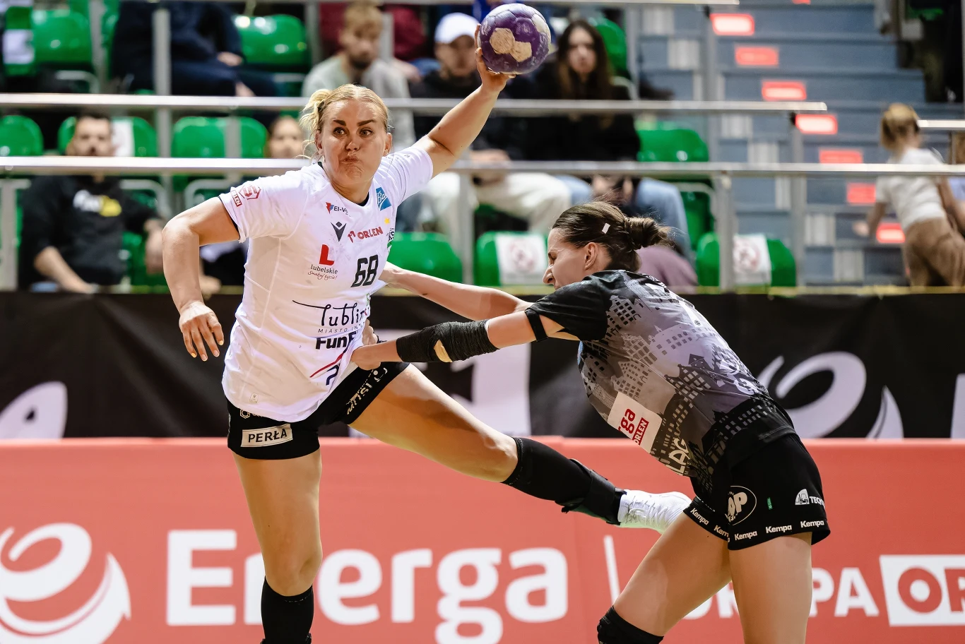 Anouk Nieuwenweg i Karolina Wicik