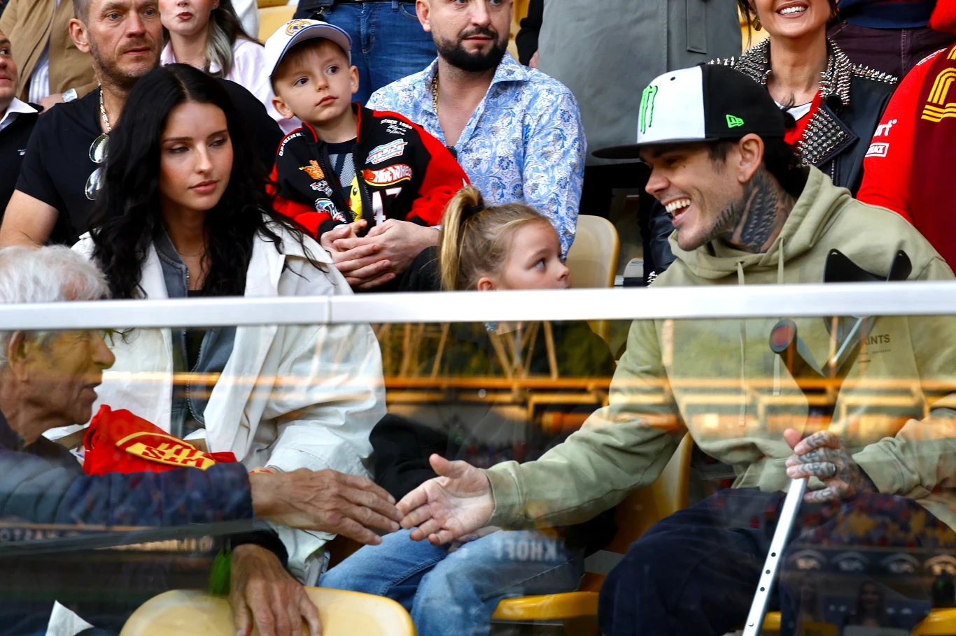 Tai Woffinden z kibicami