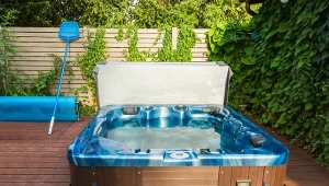 Chcesz postawić jacuzzi na tarasie? Zanim kupisz, sprawdź, jakie są warunki