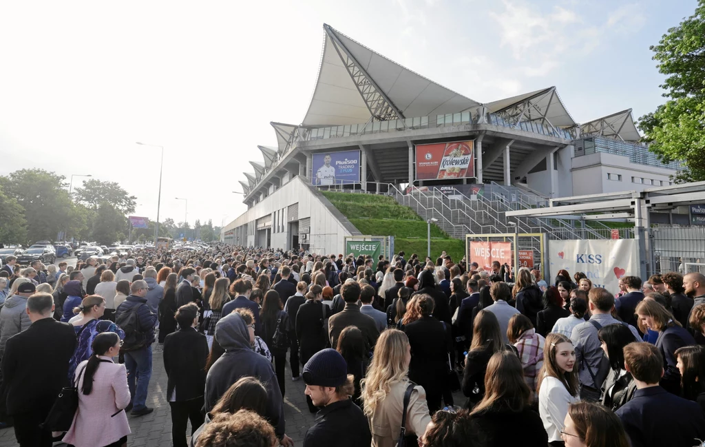 Matura 2025. 5 tys. uczniów Szkoły w Chmurze napisze egzaminy w specjalnym "miasteczku" Matura 2025. 5 tys. uczniów Szkoły w Chmurze napisze egzaminy w specjalnym "miasteczku"