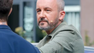 Od lat prowadzi poranny program w TVN. Wyjawił, jak wyglądają kulisy pracy