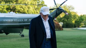 Cła Donalda Trumpa miały ograniczyć deficyt handlowy.