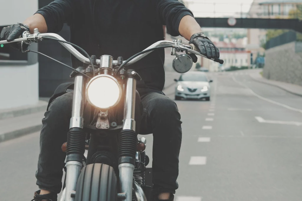 Wzrost liczby wypadków wśród motocyklistów. Statystyki mówią wprost.