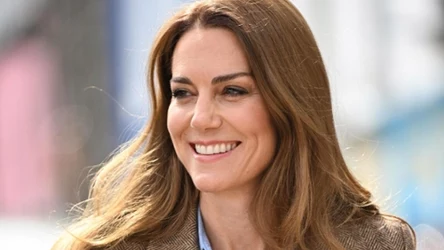 Księżna Kate zachwyciła na publicznym wyjściu stylizacją, a jej marynarka to inspiracja na wiosenne wyjście