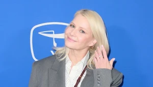 Niskie kobiety pokochają spodnie w stylu Kożuchowskiej. Optycznie wydłużają i wysmuklają nogi