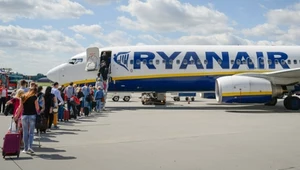 Ryanair i Wizz Air nie ma litości dla pasażerów. Bagaż podręczny nie może przekroczyć określonych wymiarów.