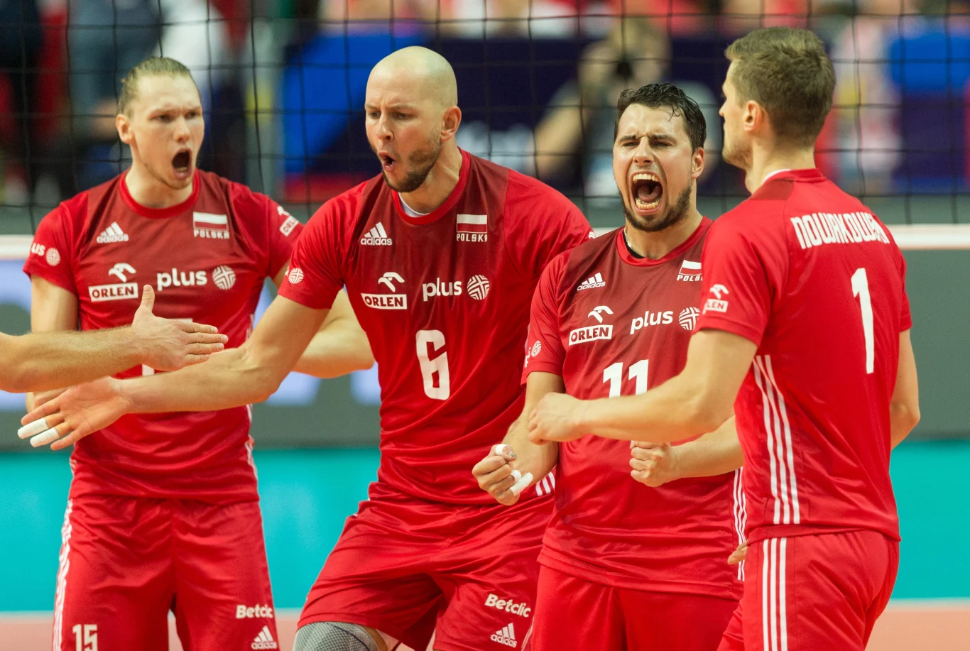 Fabiana Drzyzgi (drugi od prawej) prędko nie ujrzymy w narodowych barwach. Polak świętuje jednak w lidze tureckiej