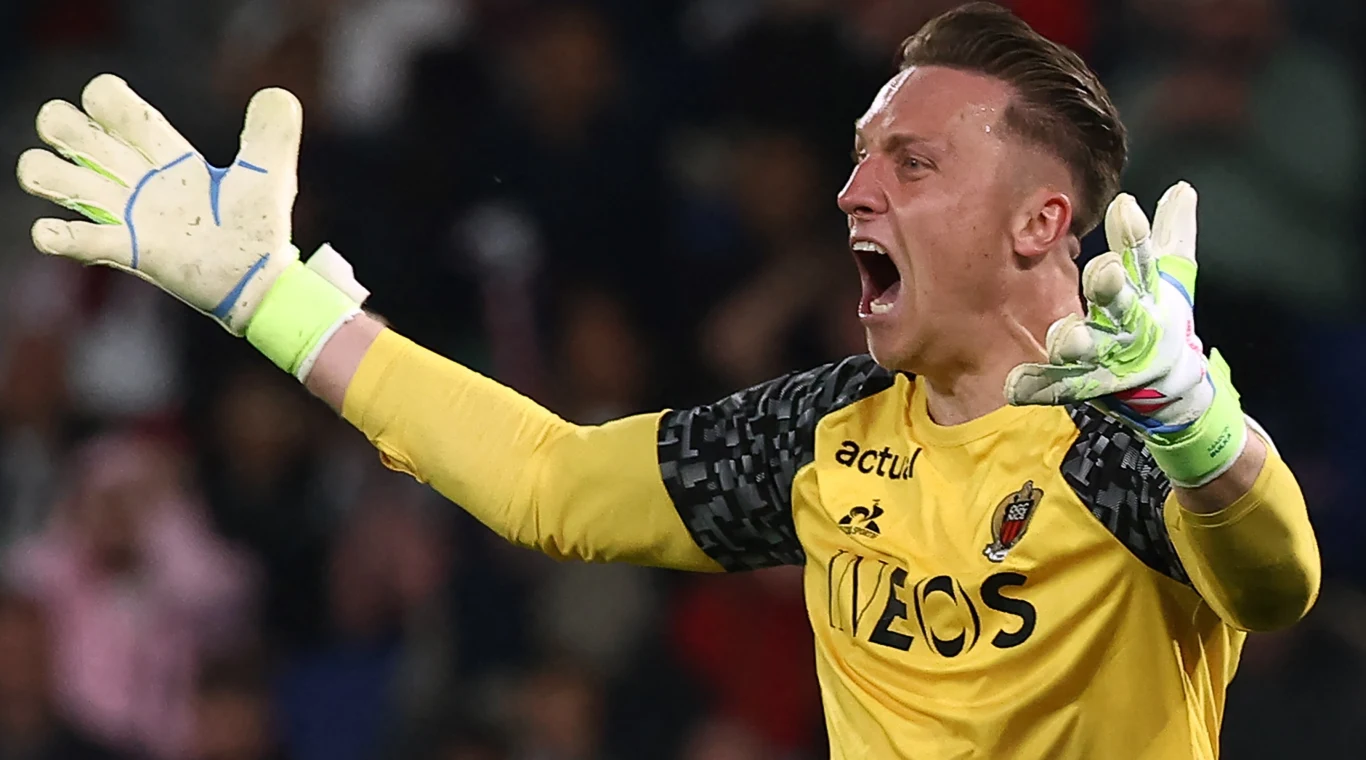 Marcin Bułka Marcin Bułka