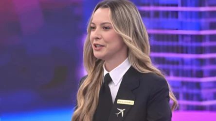 W stronę kobiecej widzialności, czyli od stewardessy do pilotki. Historia Natalii Szatkowskiej