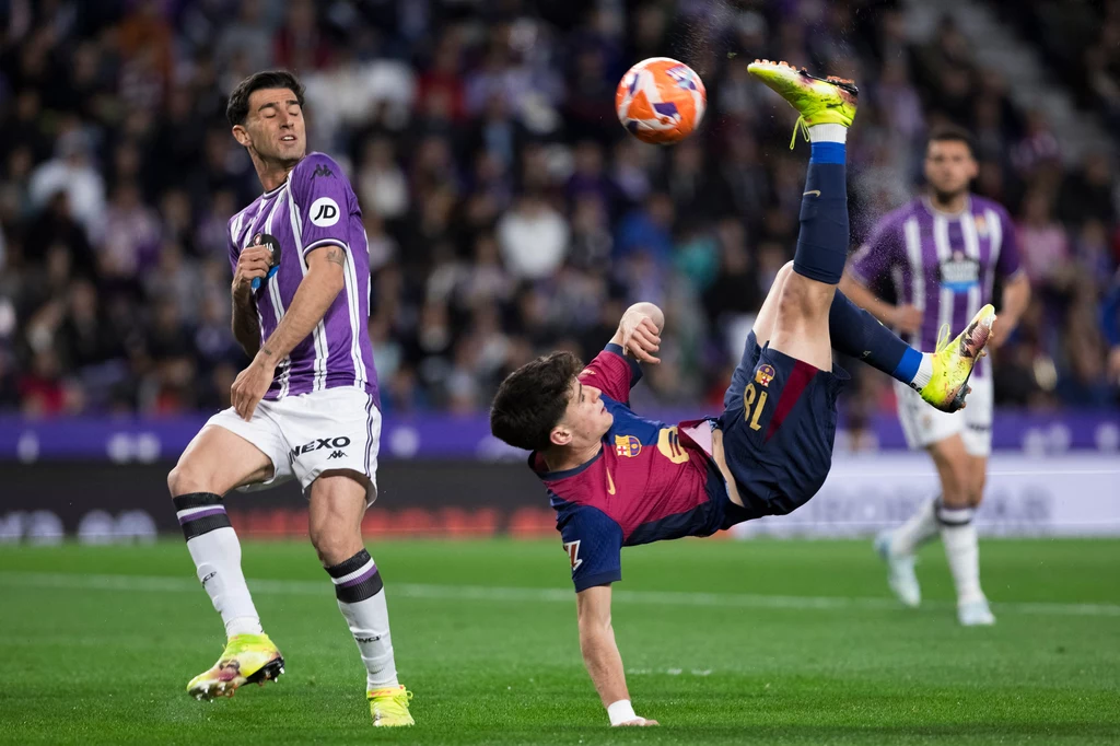 Pau Victor w meczu z Realem Valladolid