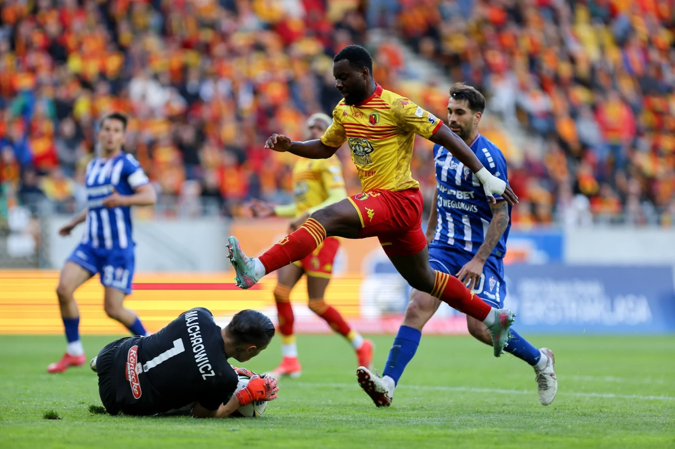 Afimico Pululu wszedł do gry z ławki rezerwowych, ale losów spotkania nie odmienił 