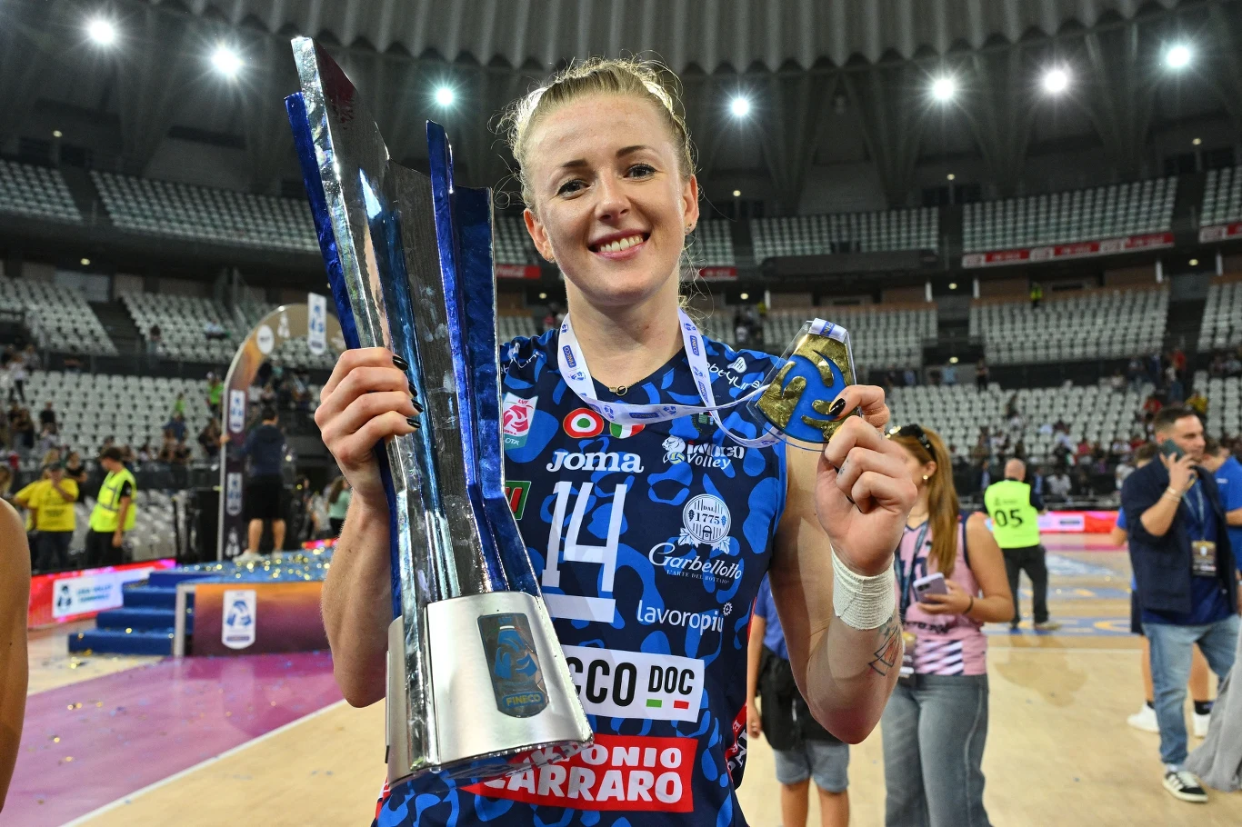 Joanna Wołosz ma na koncie mnóstwo medali i pucharów zdobytych z Conegliano Joanna Wołosz we wrześniu 2024 roku sięgnęła po kolejny Superpuchar Włoch