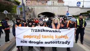 Ostatnie Pokolenie protestuje. Policja apeluje do warszawiaków
