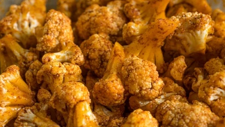 Właśnie zaczyna się sezon na to warzywo. Wrzuć do piekarnika z przyprawami i masz gotowy obiad