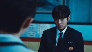 Park Ji-hoon jako Yeon Si-eun w serialu "Słaby bohater"