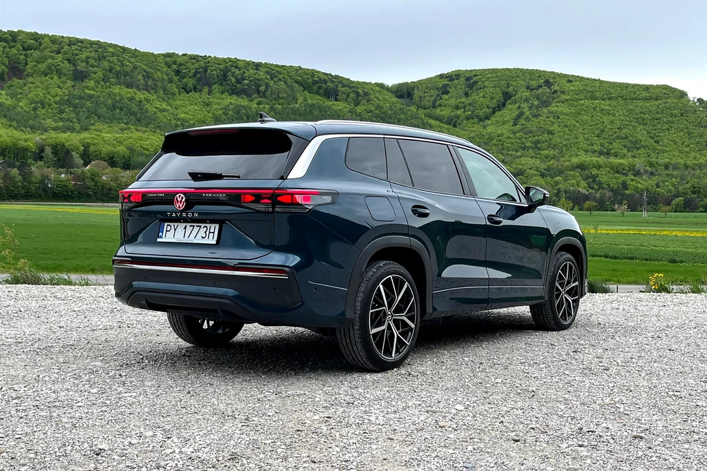 Volkswagen Tayron z silnikiem diesla. Ma 7 miejsc i pali mniej niż osobówka Volkswagen Tayron z silnikiem diesla. Ma 7 miejsc i pali mniej niż osobówka