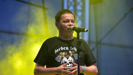 Wojtek Wojda stoi na czele Farben Lehre