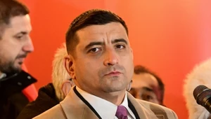 Wygrał pierwszą turę wyborów. Teraz ostrzega Polskę