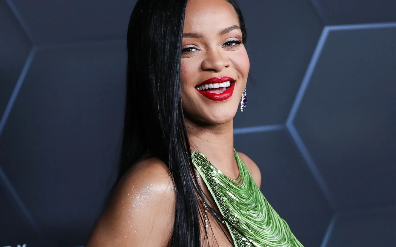 Rihanna ogłosiła światu radosną nowinę