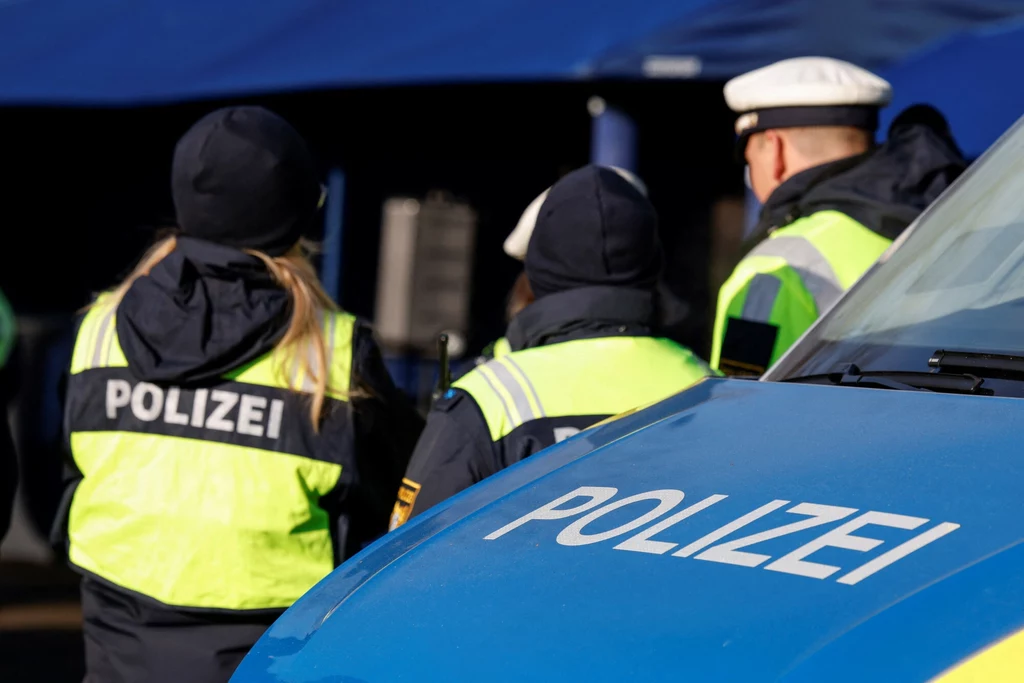 Wjazd do Niemiec od 6 maja będzie się wiązał z kontrolami. Wjazd do Niemiec od 6 maja będzie się wiązał z kontrolami.