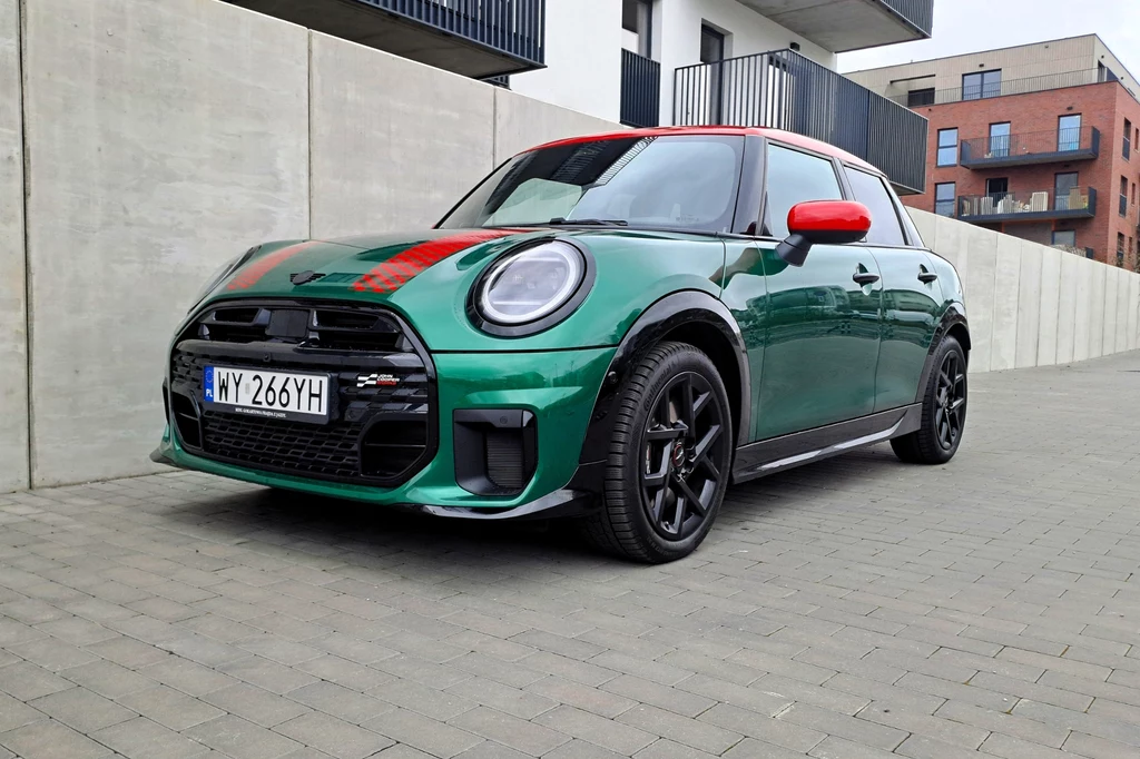 Który Mini Cooper jest lepszy: elektryczny czy spalinowy? Który Mini Cooper jest lepszy: elektryczny czy spalinowy?