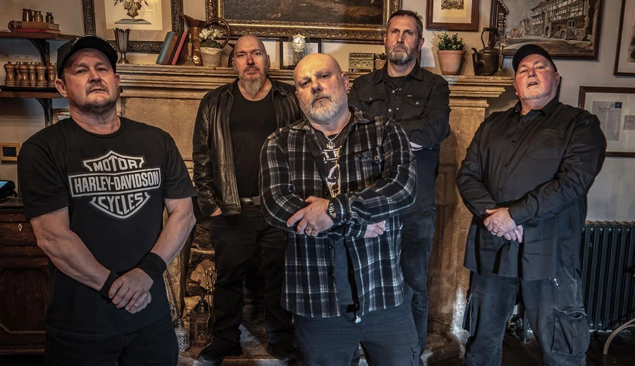 Insult szykuje debiutancki album Insult szykuje debiutancki album