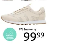 Sneakersy