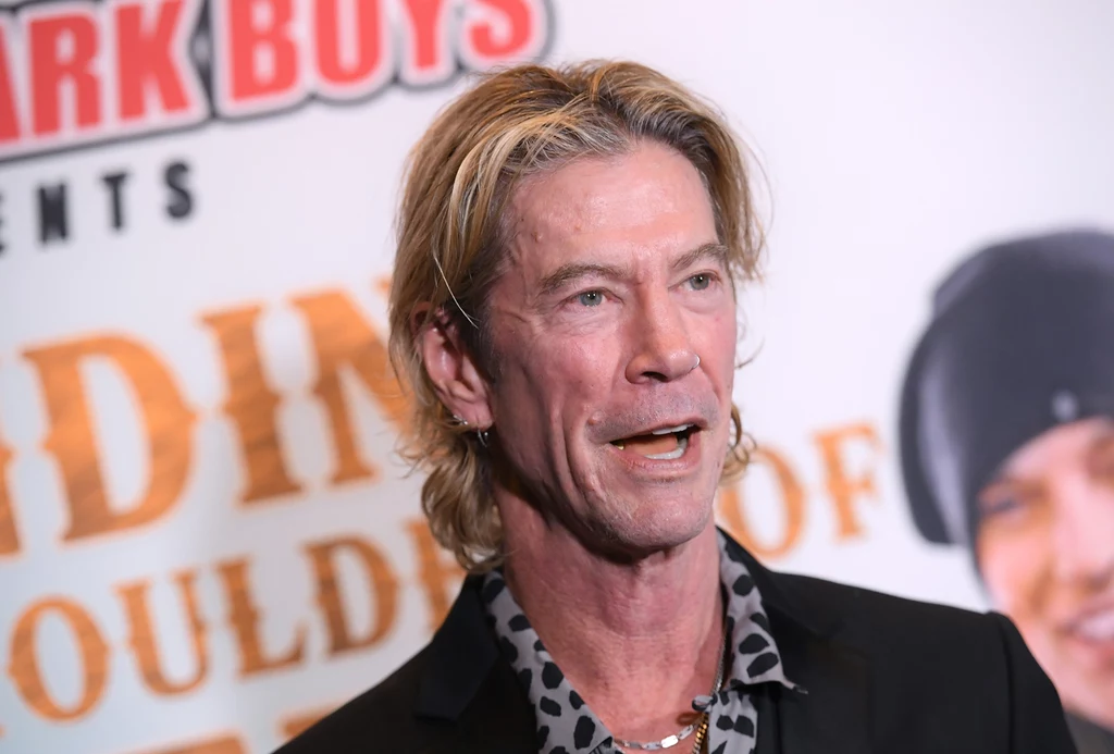 Duff McKagan z Guns N' Roses zaśpiewał przebój Thin Lizzy Duff McKagan z Guns N' Roses zaśpiewał przebój Thin Lizzy