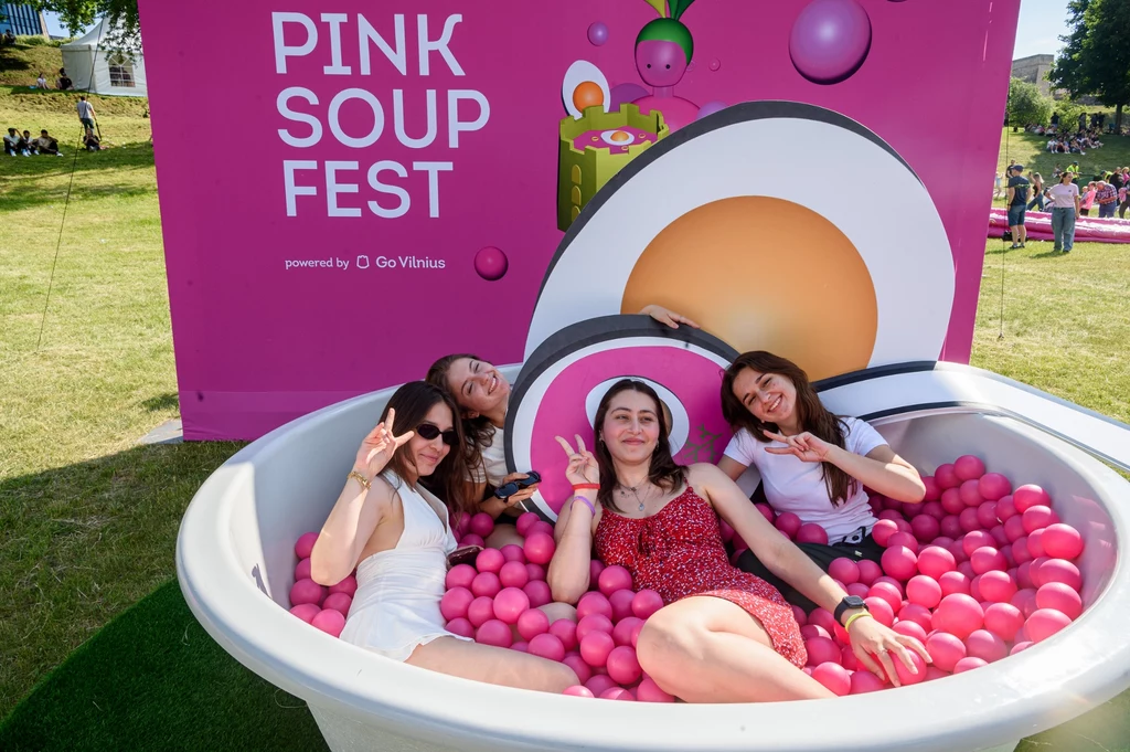 Pink Soup Fest czyli Wileński Festiwal Chłodnika to gwarancja świetnej i pysznej zabawy! Pink Soup Fest czyli Wileński Festiwal Chłodnika to gwarancja świetnej i pysznej zabawy!