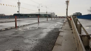Totalna blokada w centrum Krakowa. Most Grunwaldzki wyłączony z ruchu