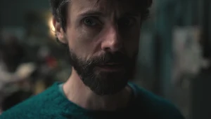 Matthew Goode w serialu "Dept. Q"