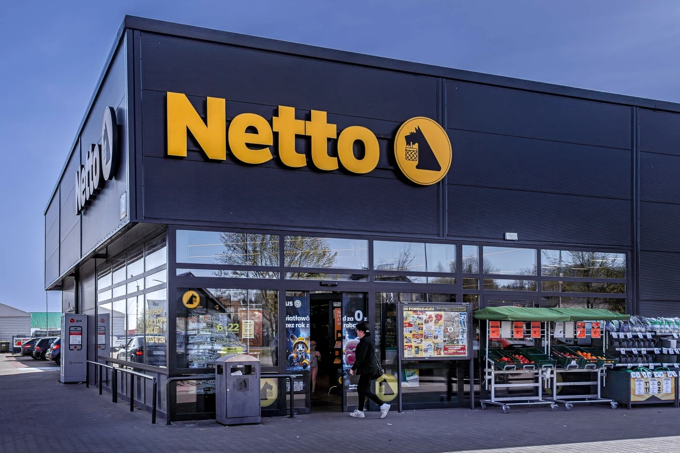 Netto dołącza do grona sieci handlowych oferujących bezpłatną możliwość wpłaty gotówki na konto bankowe podczas codziennych zakupów Netto dołącza do grona sieci handlowych oferujących bezpłatną możliwość wpłaty gotówki na konto bankowe podczas codziennych zakupów